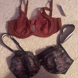 Bundle if 2 Soma bras  1 NWT  other excellent condition 32C